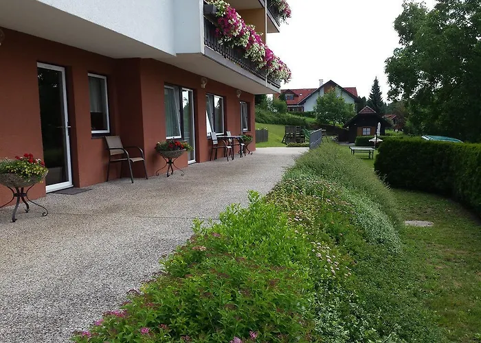 Haus Daniela Апартаменты *